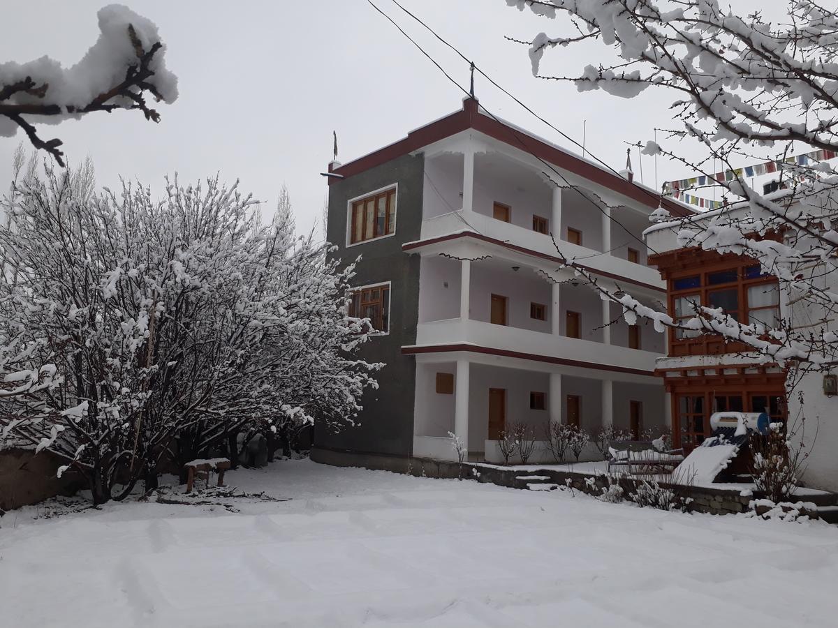 Hotel Jorchung 레 외부 사진