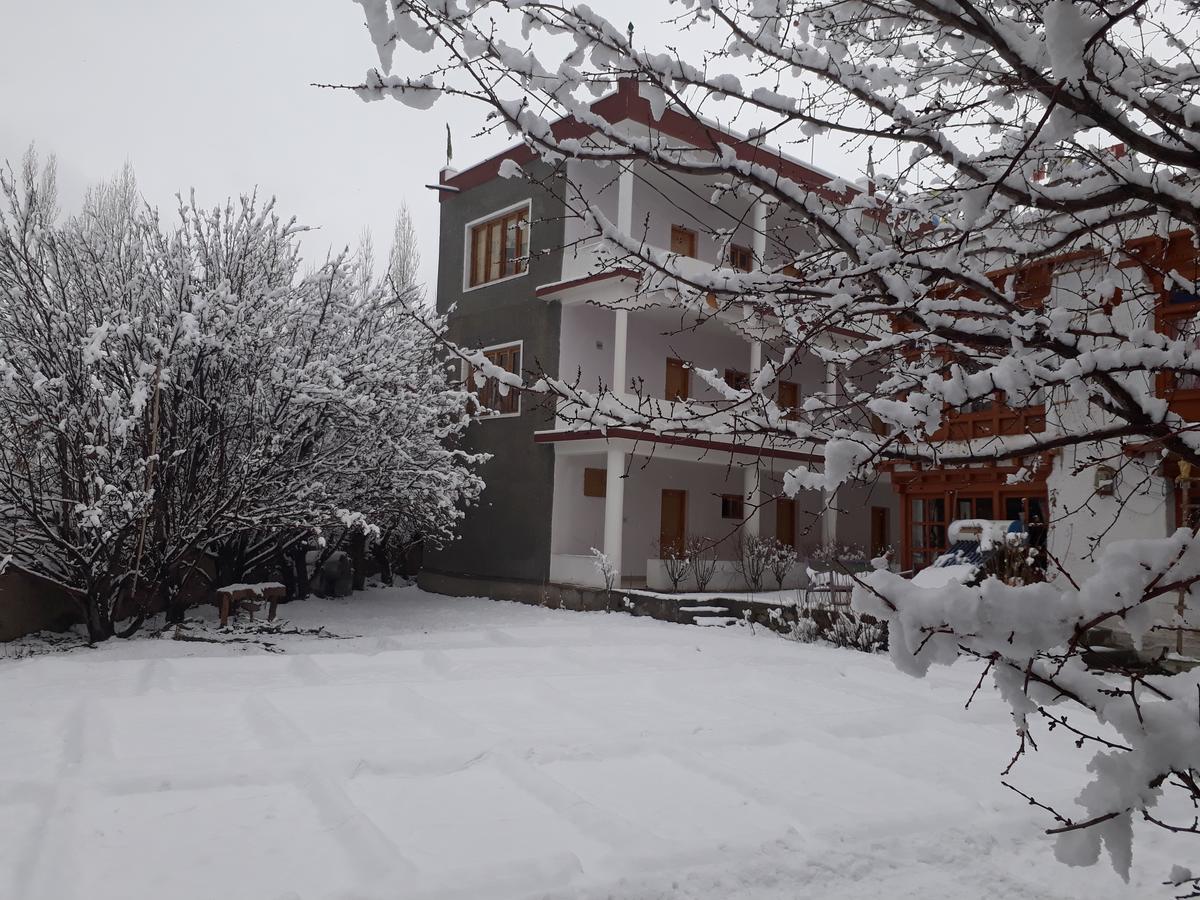 Hotel Jorchung 레 외부 사진